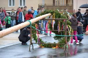 Stavanie mája_13.jpg